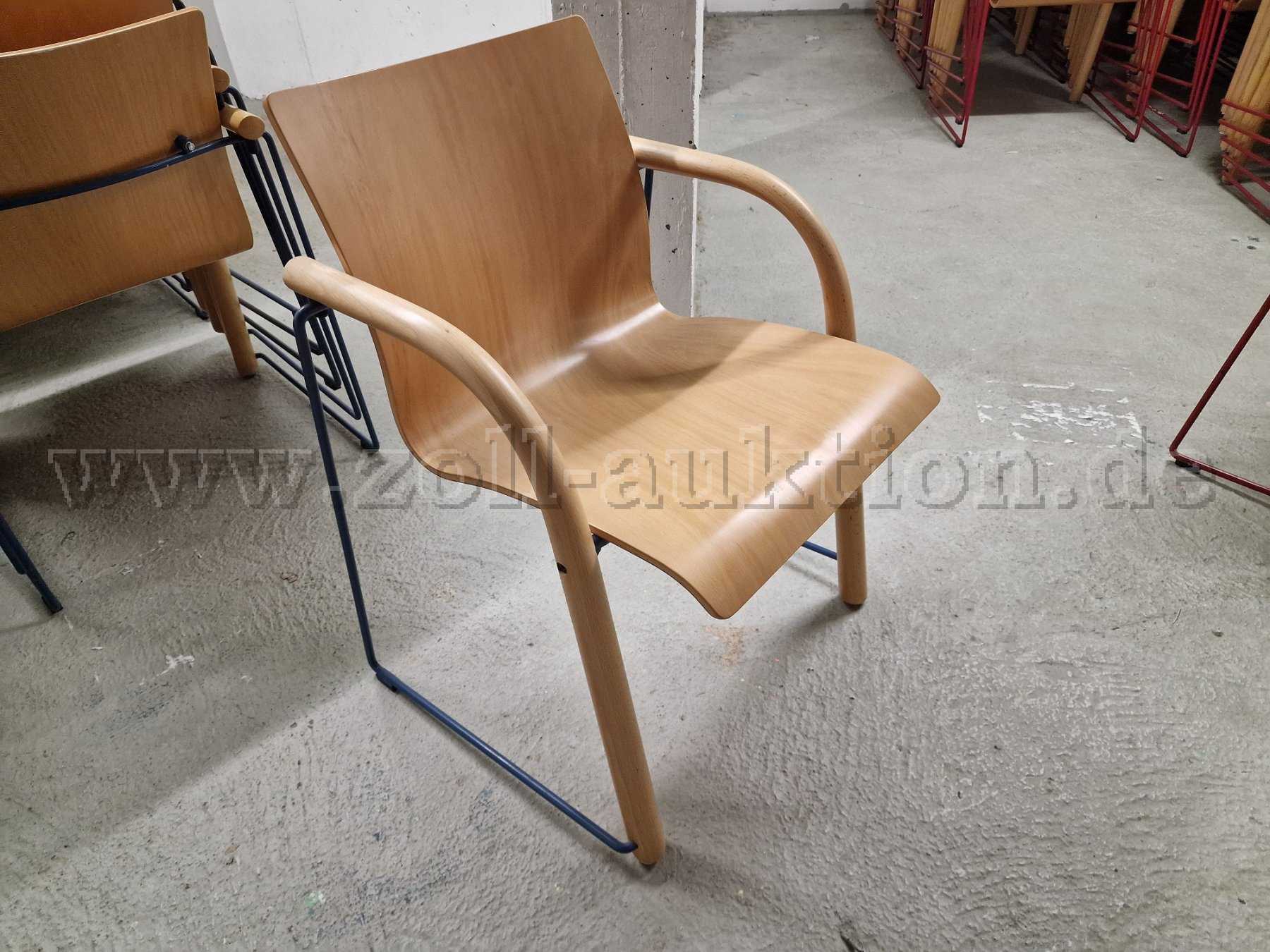 10 Stühle Thonet S320 blau, stapelbar