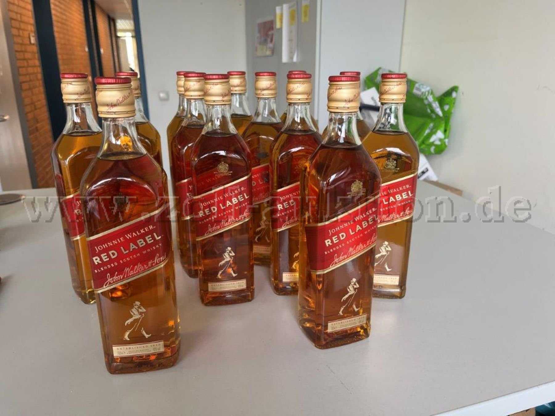 13 Flaschen Johnnie Walker