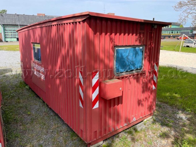 Heck/linke Containerseite