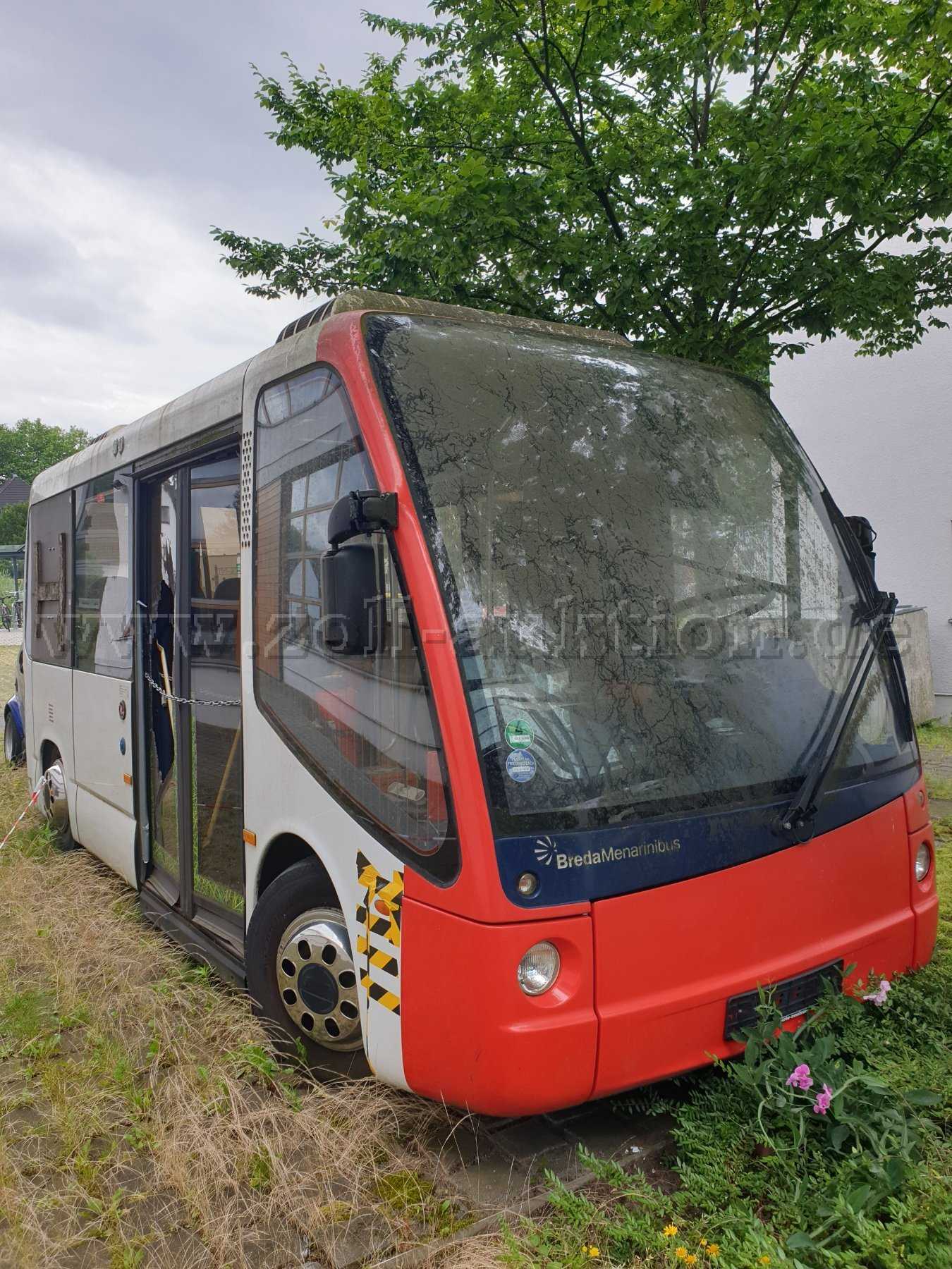 1 Bastlerfahrzeug - Elektrobus BredaMenarinibus 200ECO