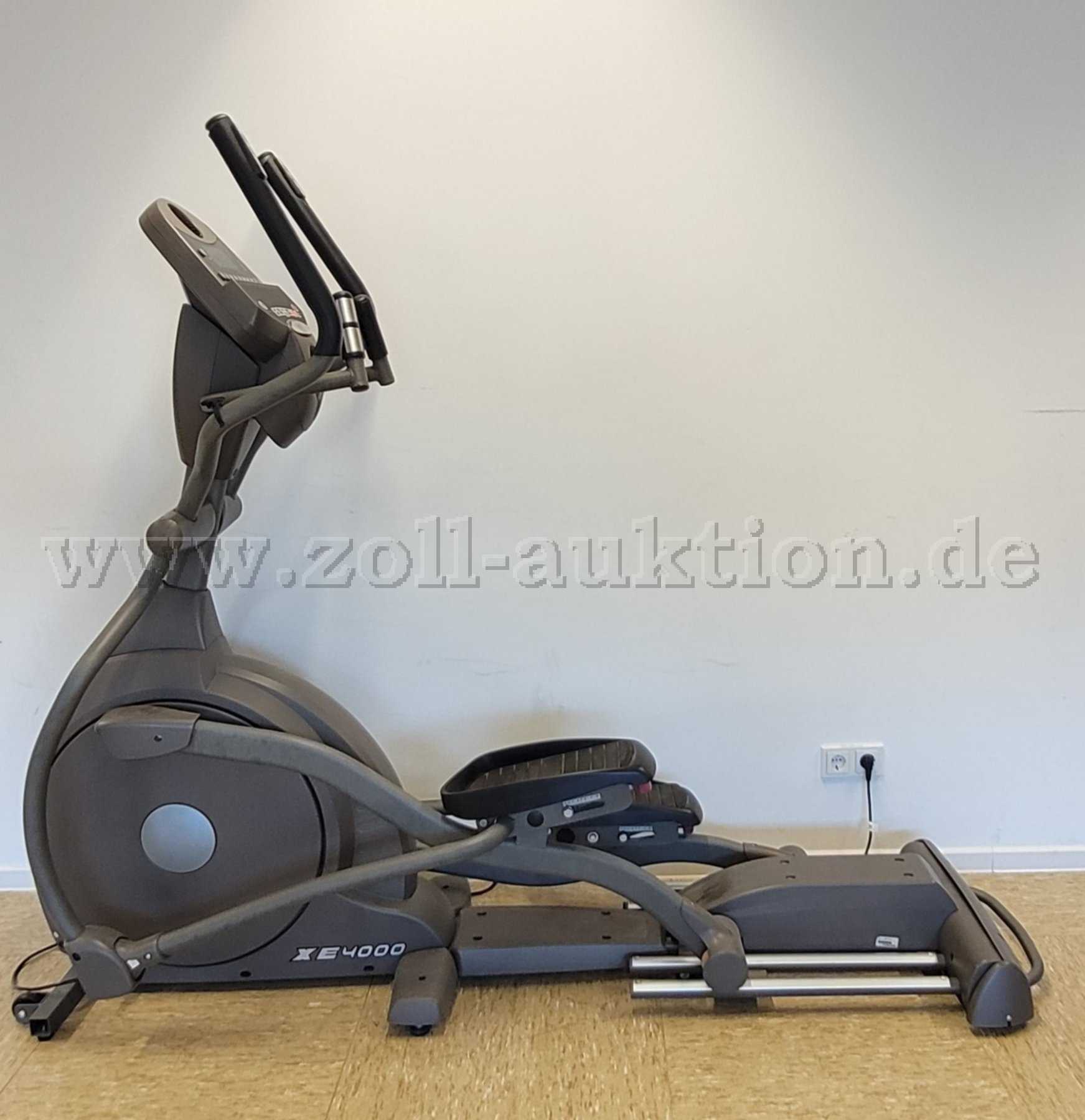 1 Crosstrainer UNO Fitness XE 4000