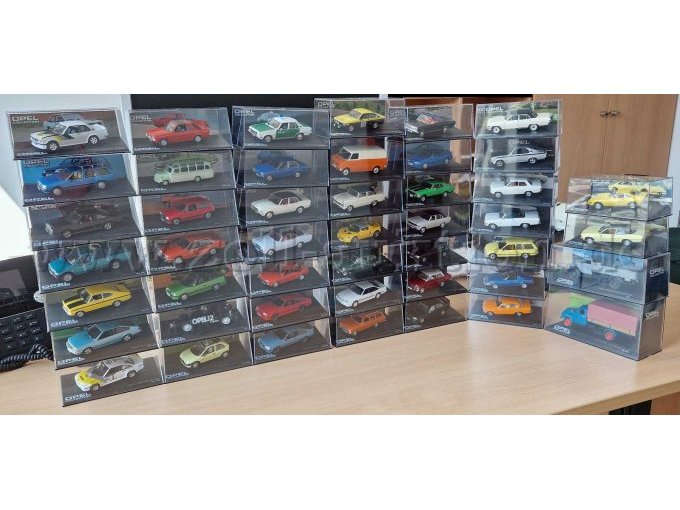 46 Modellfahrzeuge Opel Collection