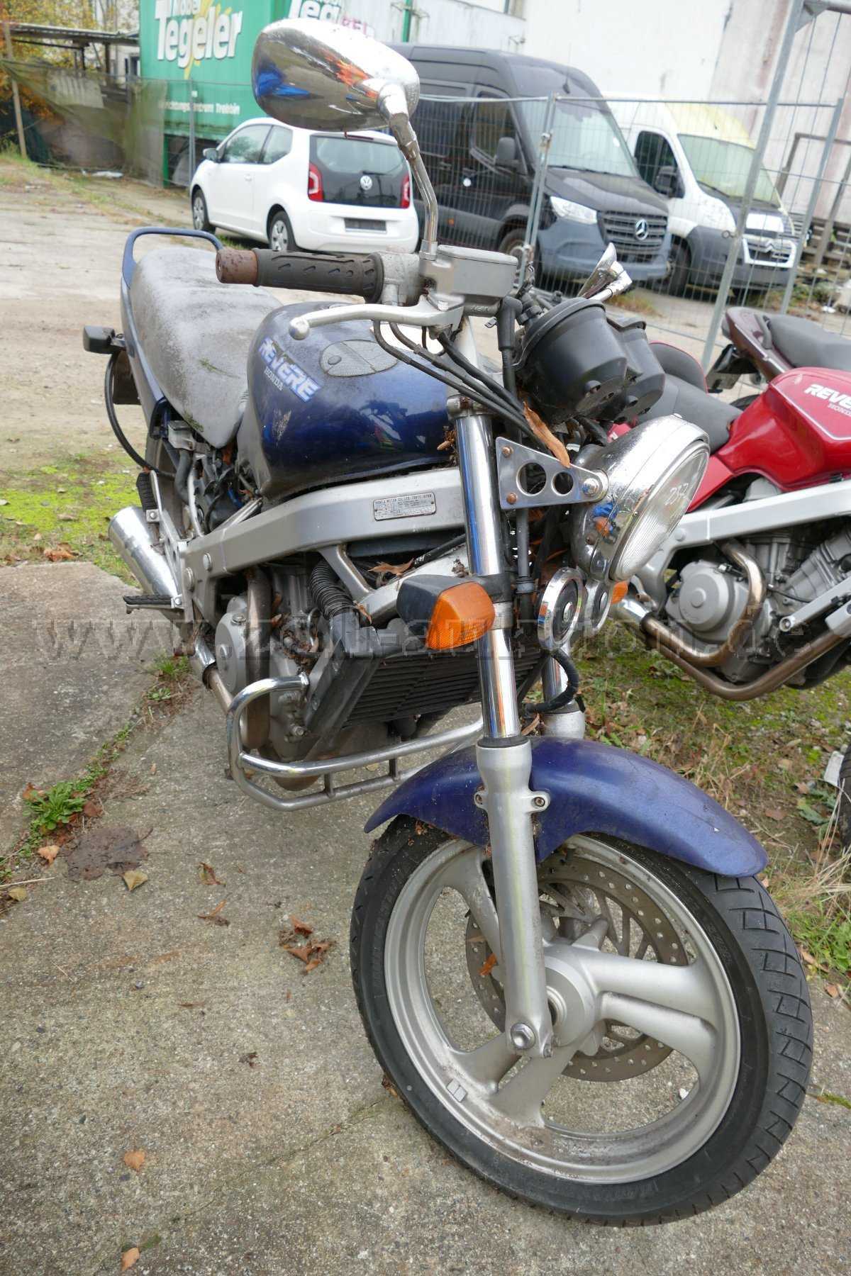 1 Krad Honda NTV 650 / Bastlerfahrzeug