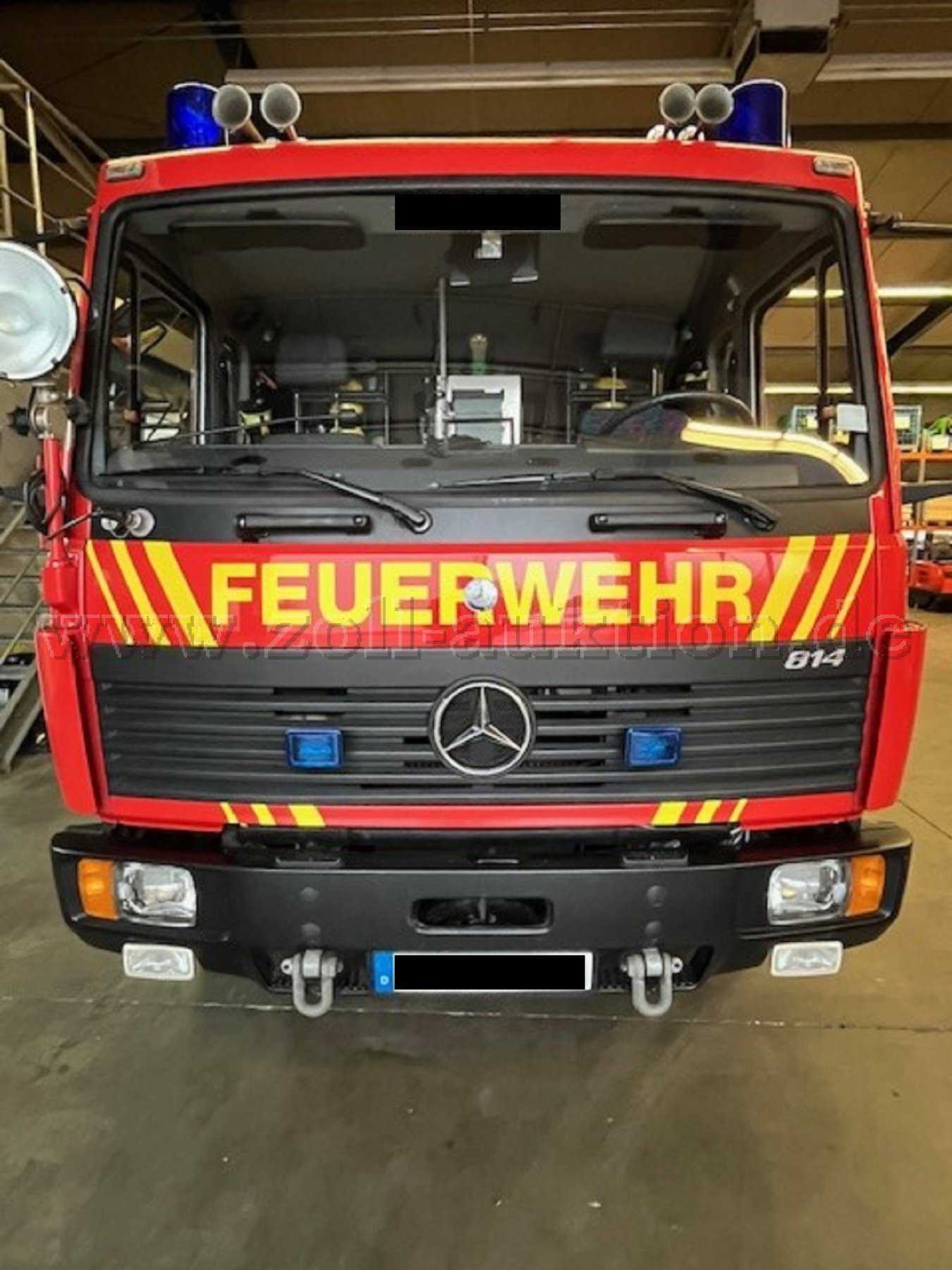 1 Löschfahrzeug Mercedes-Benz / Ziegler  LF 8/6