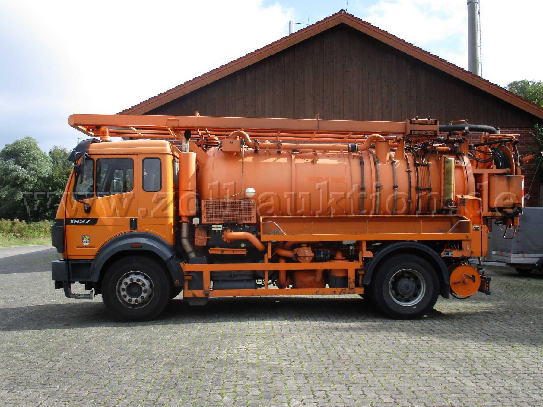 1 LKW Mercedes-Benz Spülwagen