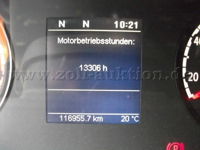 Betriebsstunden Motor Fahrgestell und Gesamtlaufleistung in Kilometer