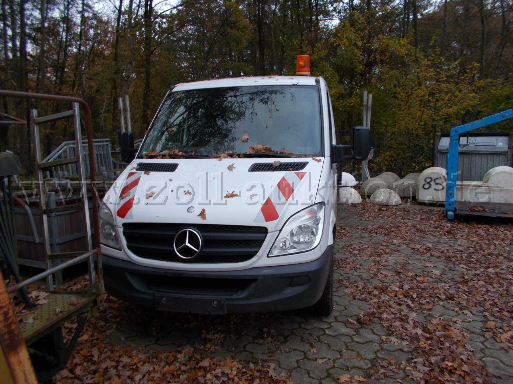 1 Mercedes-Benz 313 CDI Sprinter