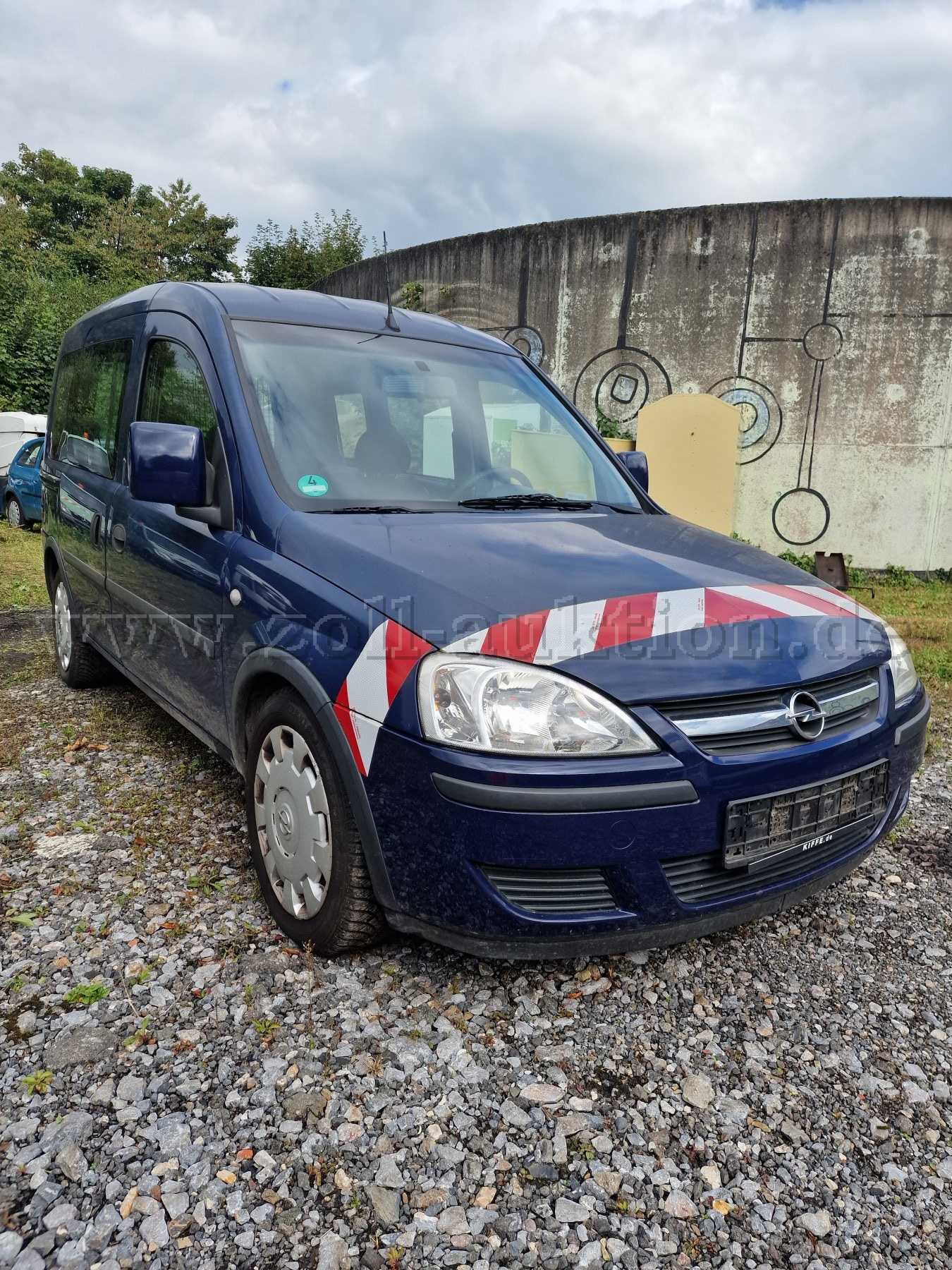 1 Opel, Combo Van