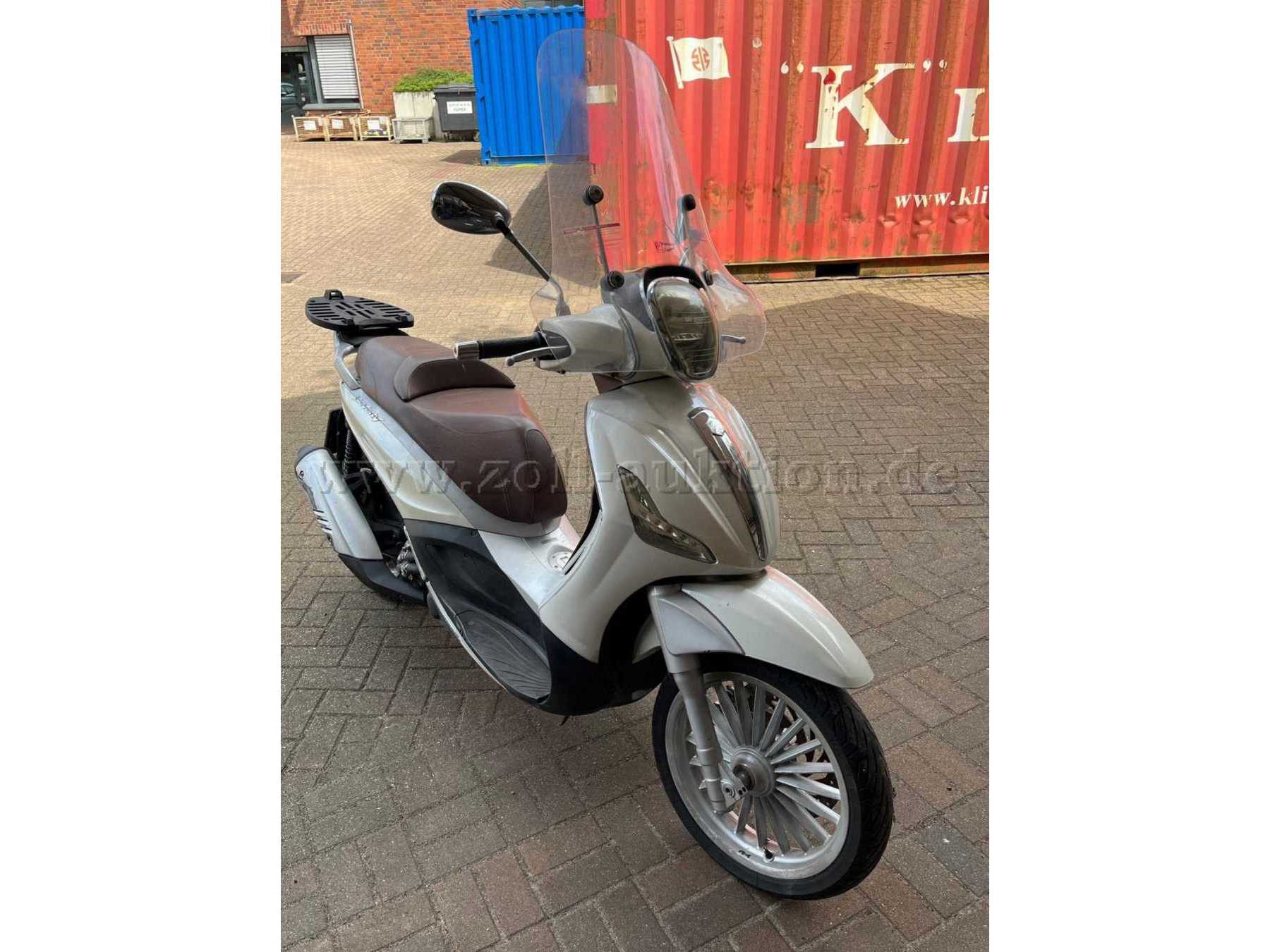 Piaggio Beverly 300ie - Frontansicht