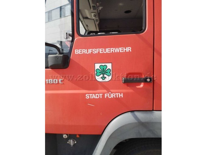 Planen LKW Fahrertüre, Kratzer unter "Stadt Fürth"