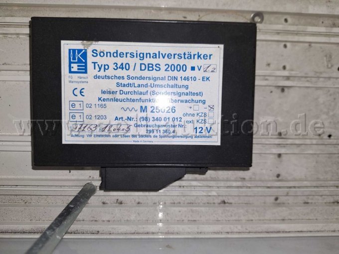 Sondersignalverstärker im Blaulichtbalken