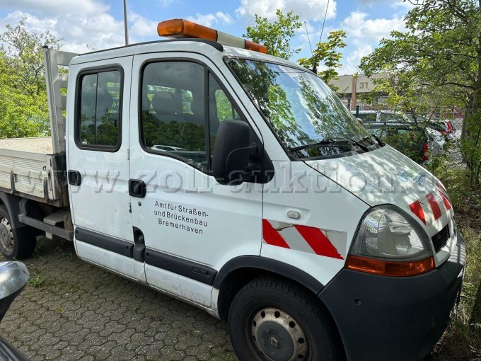 Startbild, Ansicht seitlich Fahrzeugfront und seitlich Beifahrerseite.