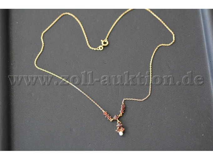 Kette aus Gold
333/-