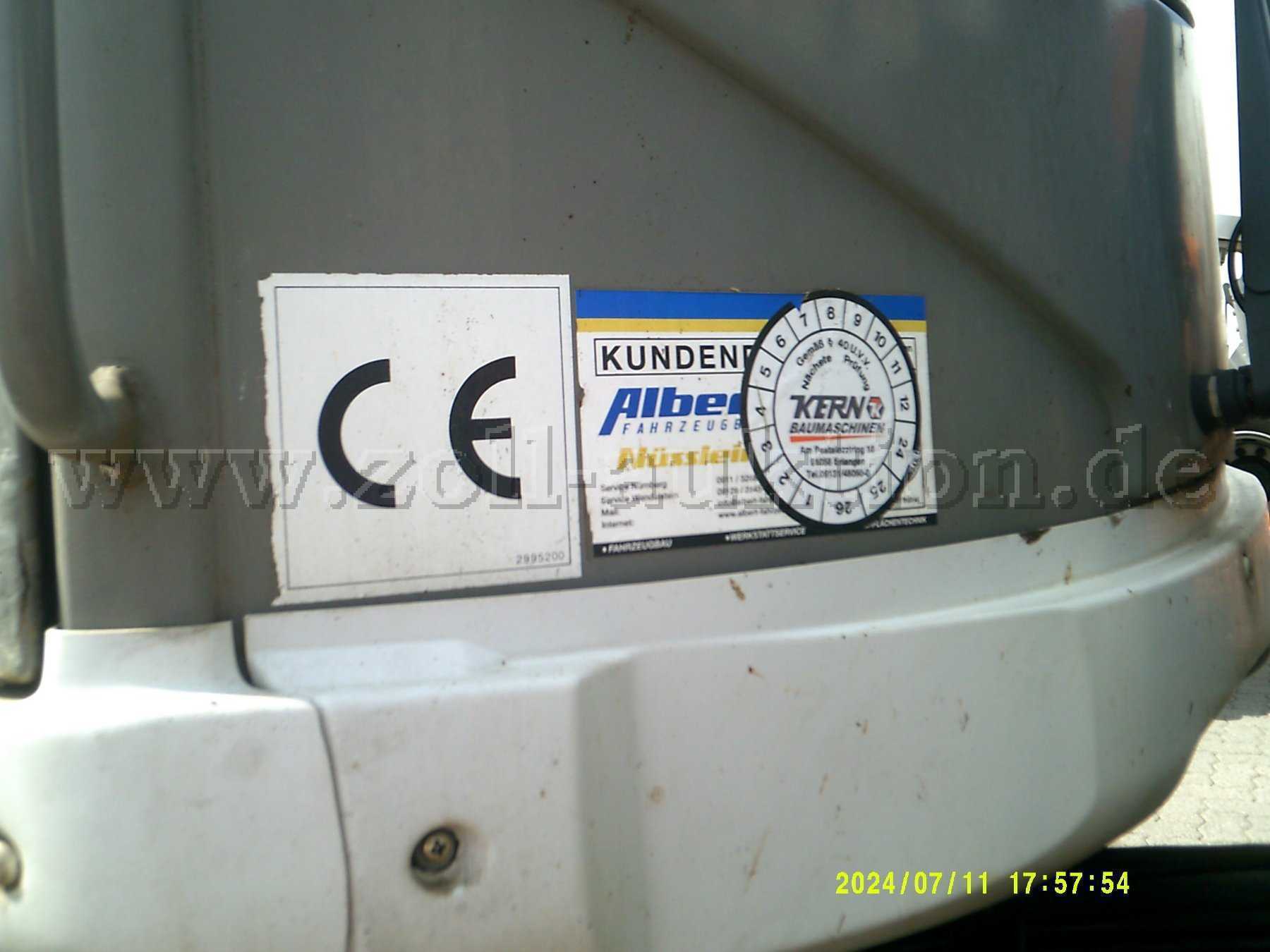 Prüfplakette und CE-Kennzeichnung