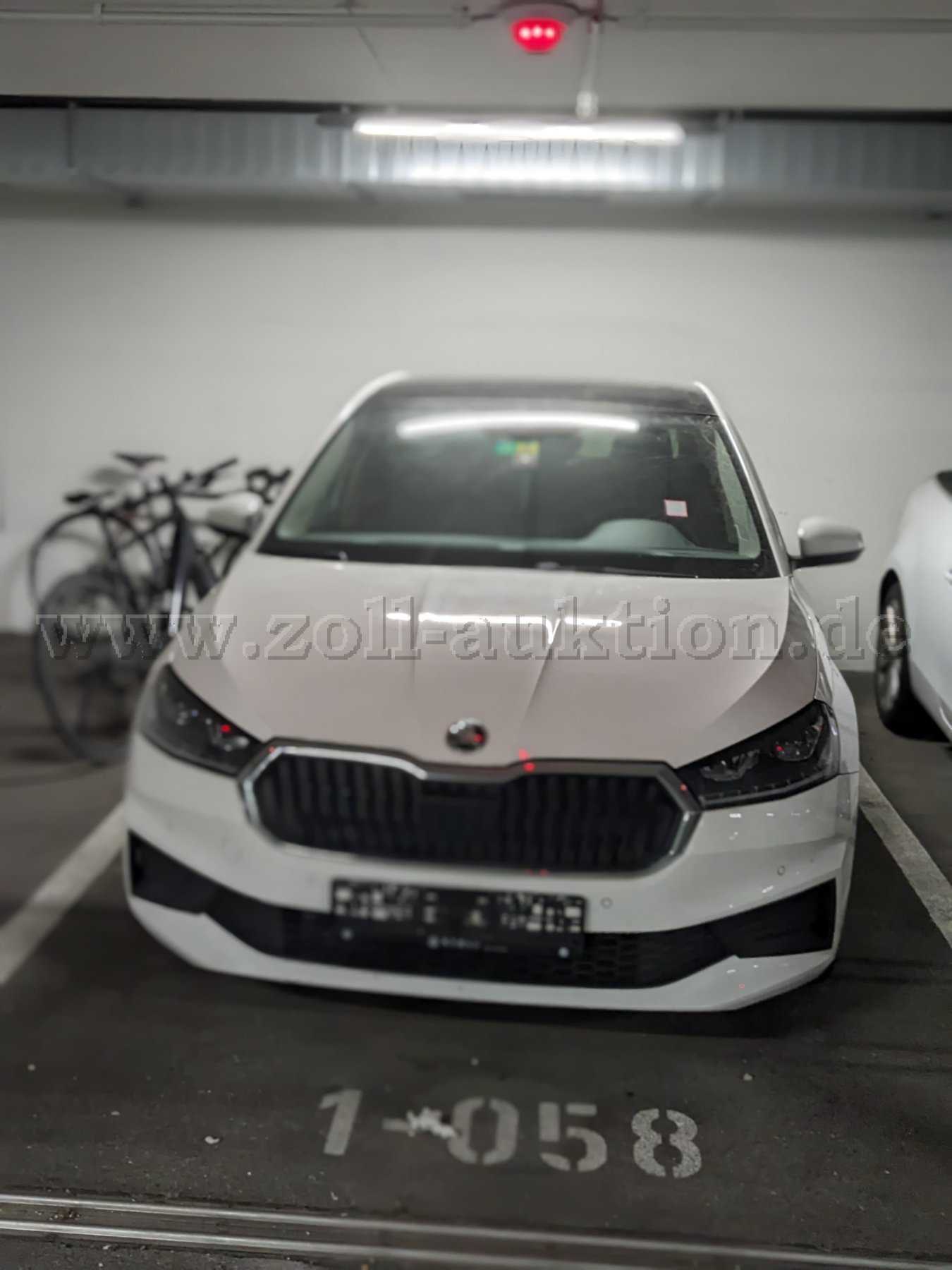 1 Skoda Fabia 1.0 TSI Tour