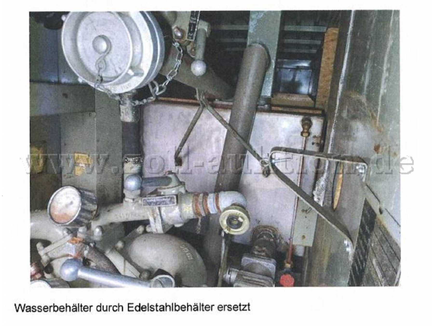 Wasserbehälter durch Edelstahlbehälter ersetzt