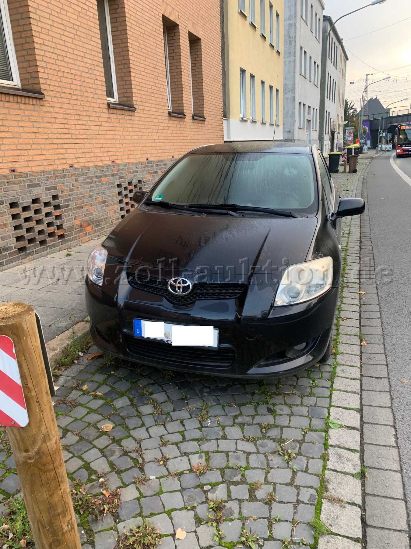 1 Toyota Auris 1.6 VVT-I Team (E15J/E15UT