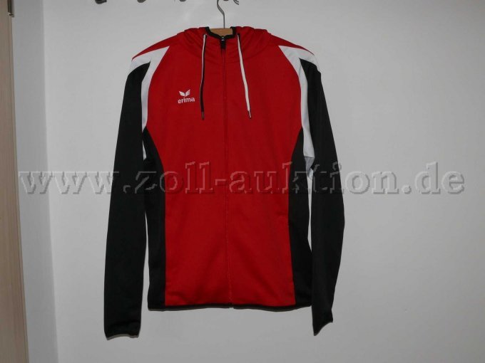 Trainingsjacke von vorn