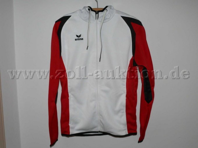 Trainingsjacke von vorn