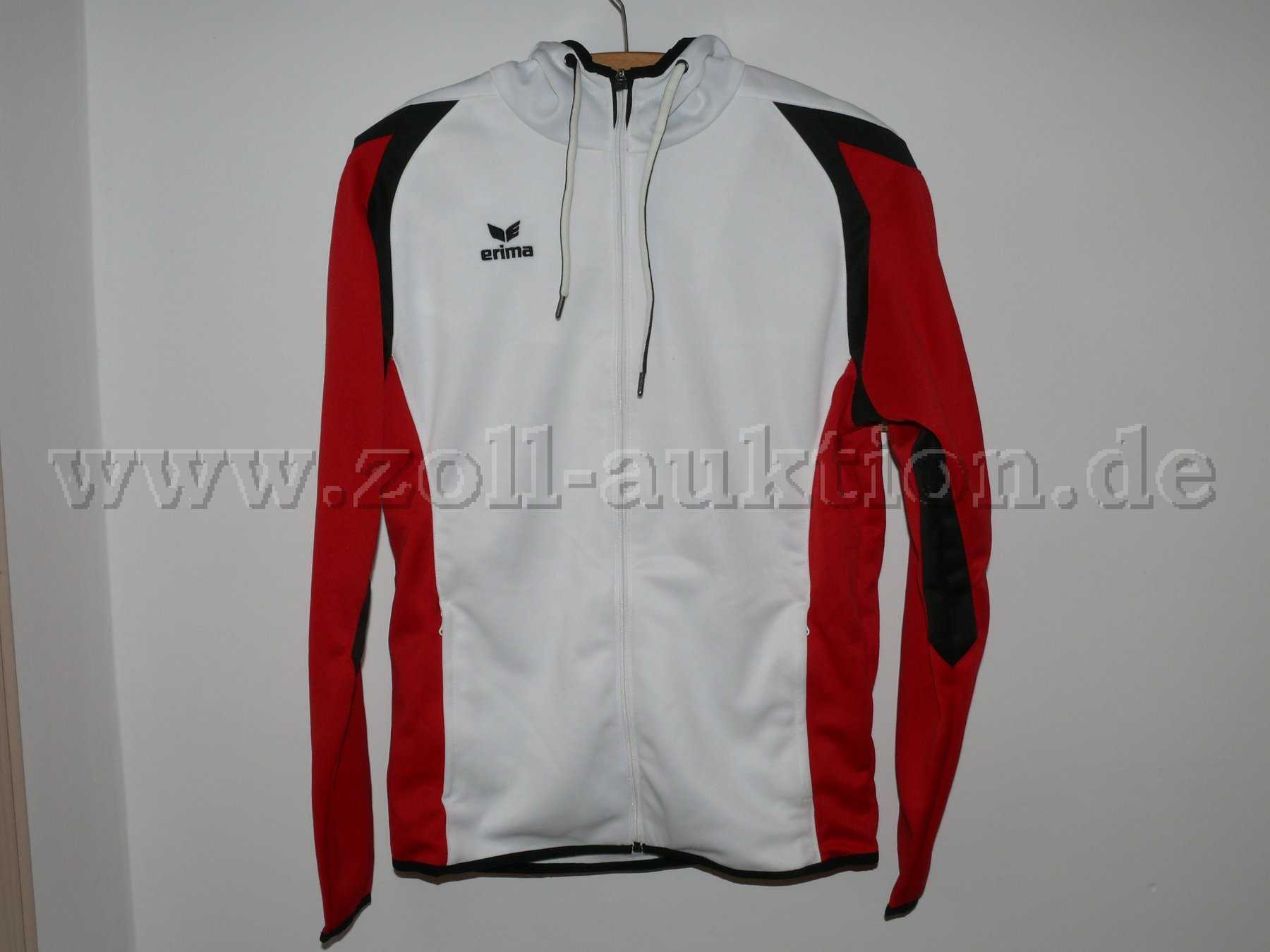 Trainingsjacke von vorn