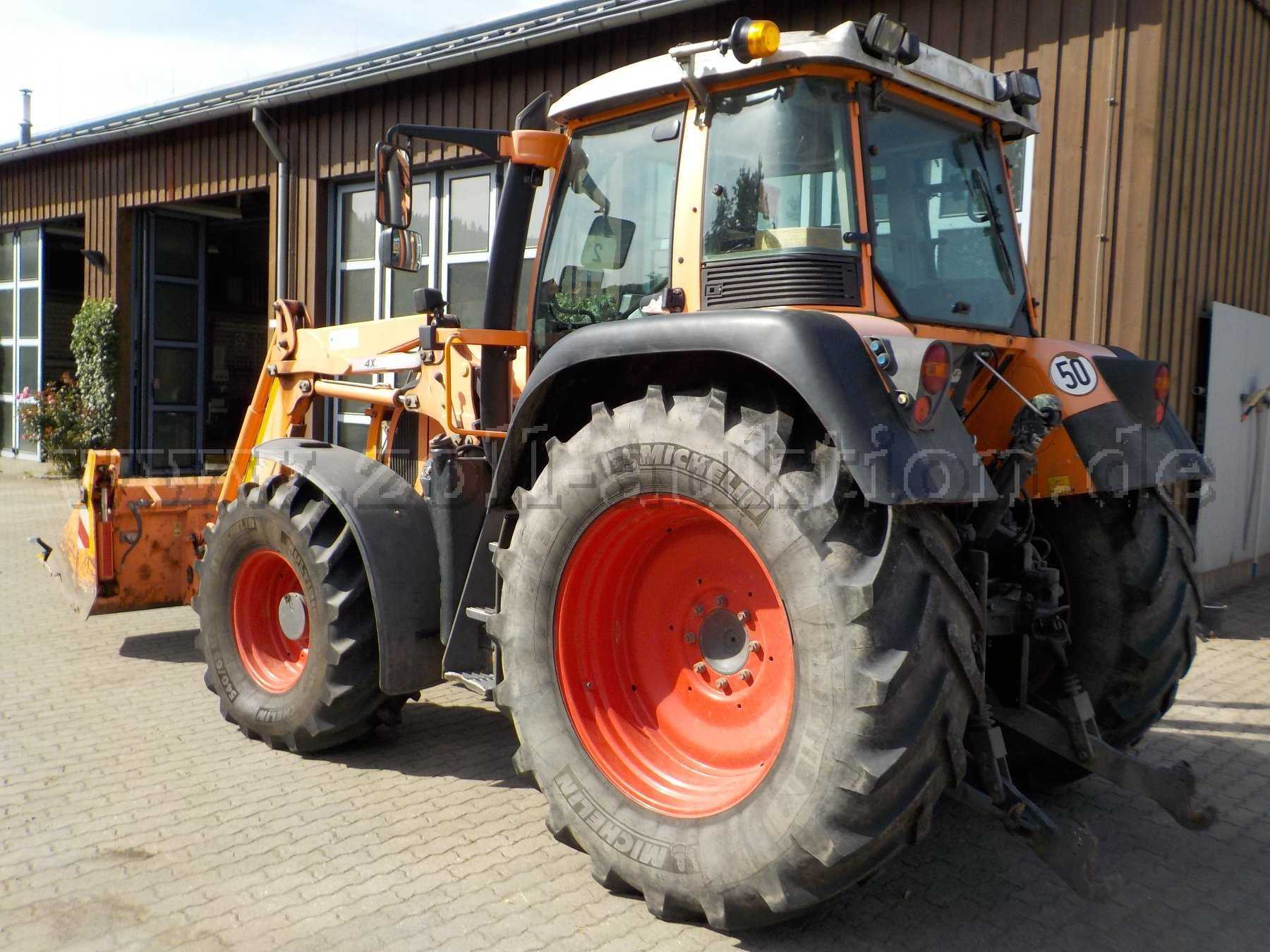 Seitenansicht Traktor