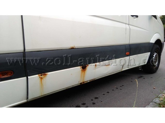 VW Crafter Detail Rost rechte Seite