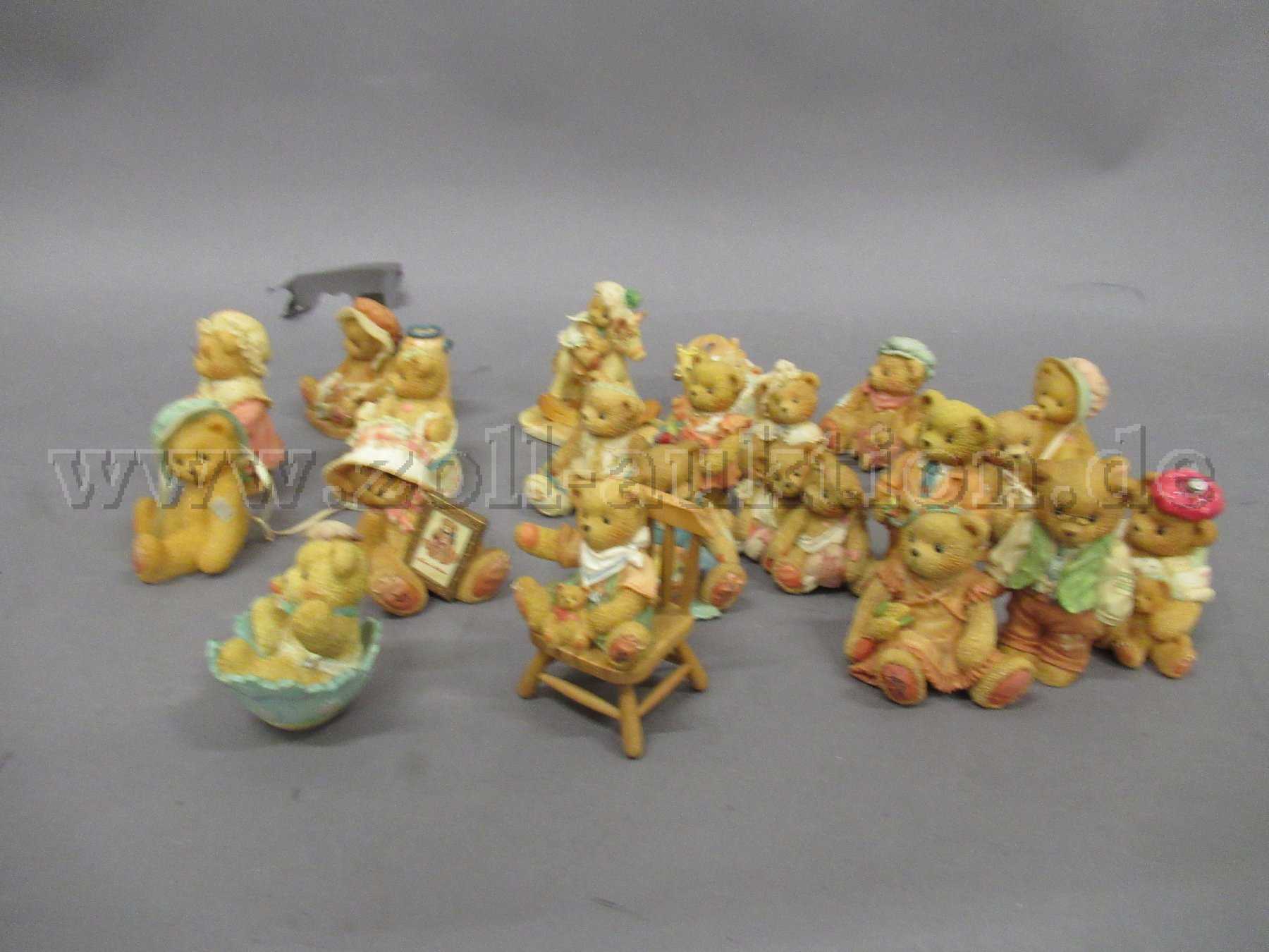 21 verschiedene Cherished Teddies Figuren