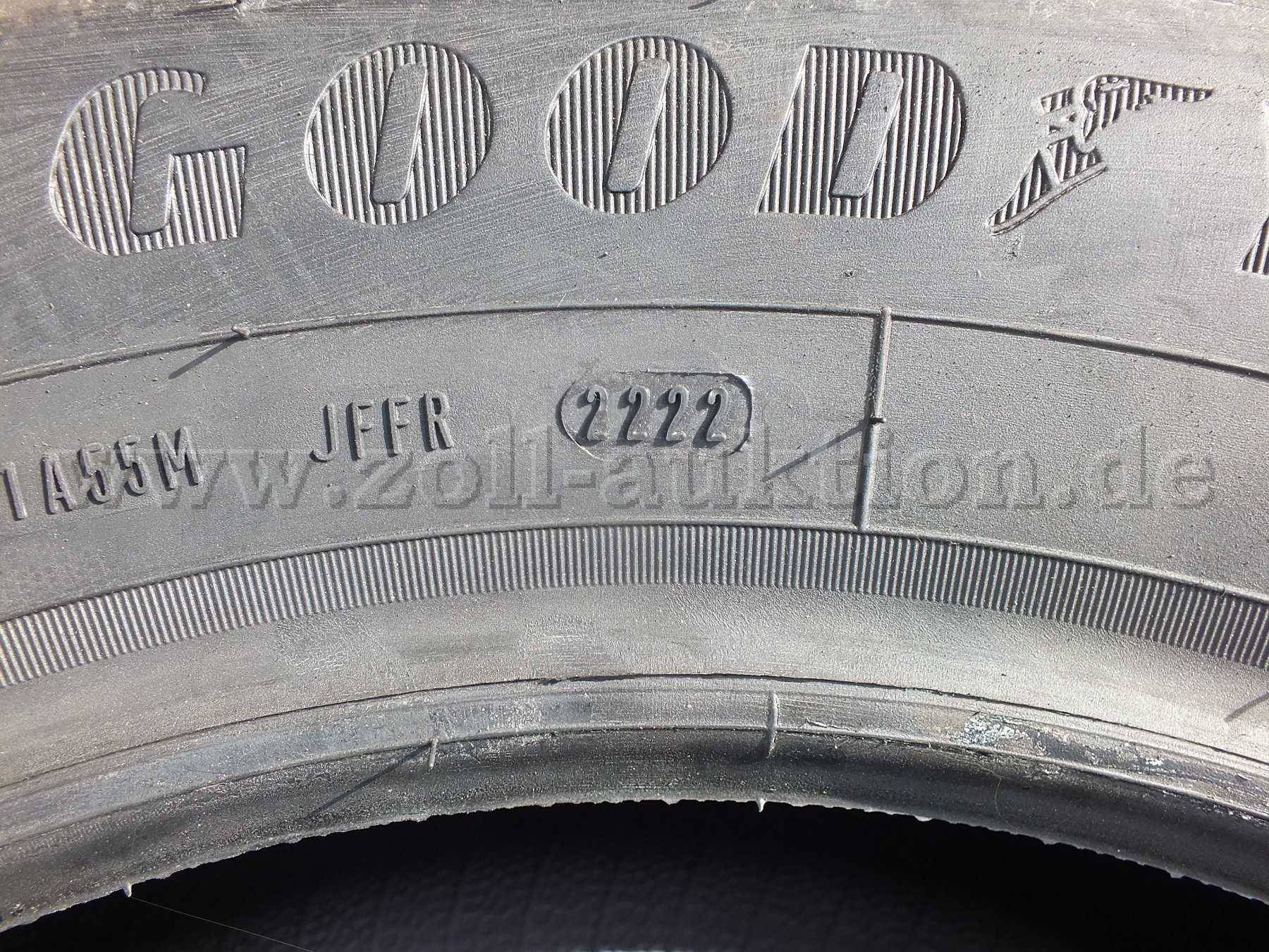3 Reifen mit Herstellungsdatum (DOT) 2222