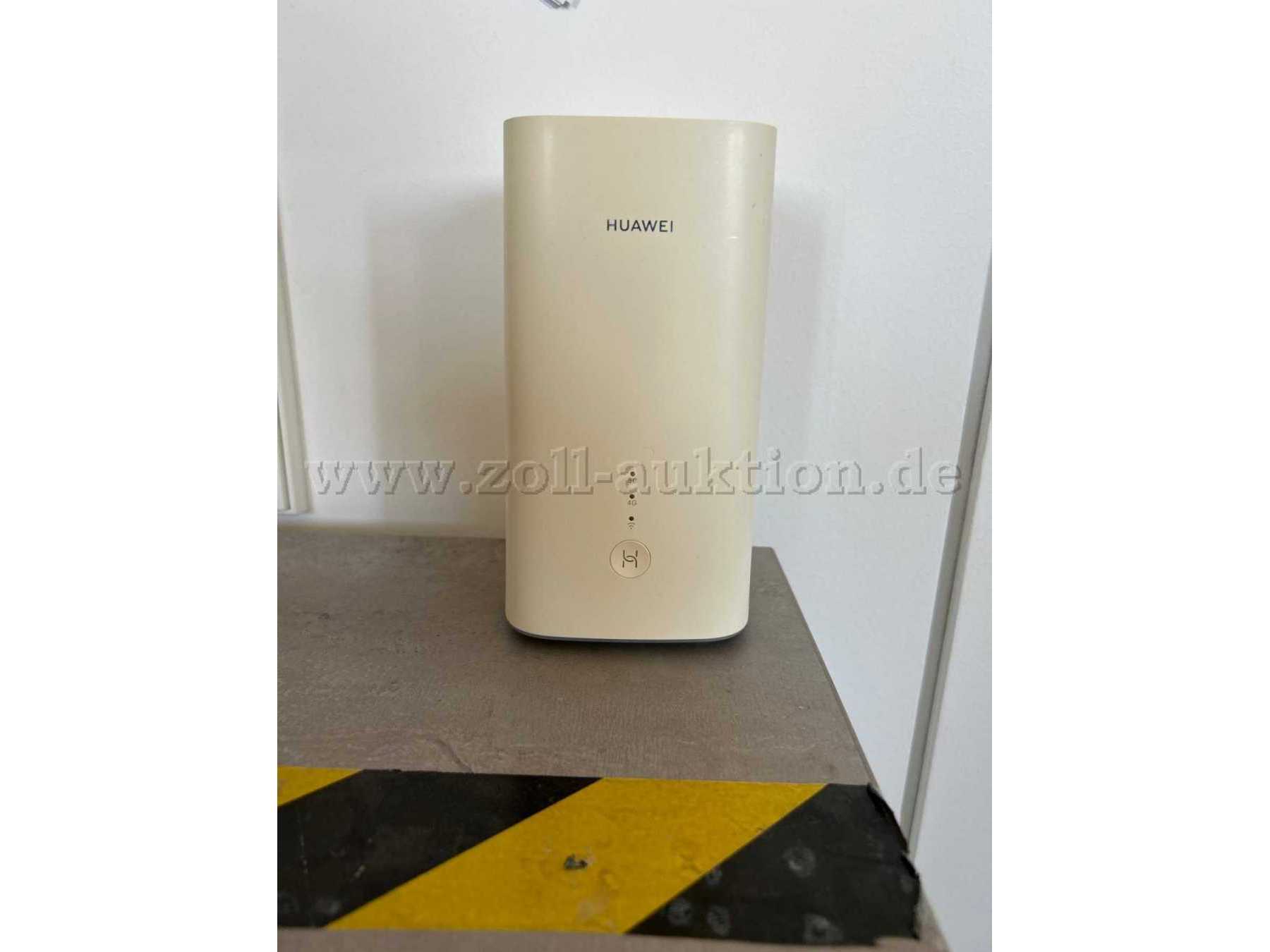 1 HUAWEI 5G CPE Pro 2 - Front